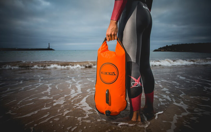 Safety buoy for store swimming