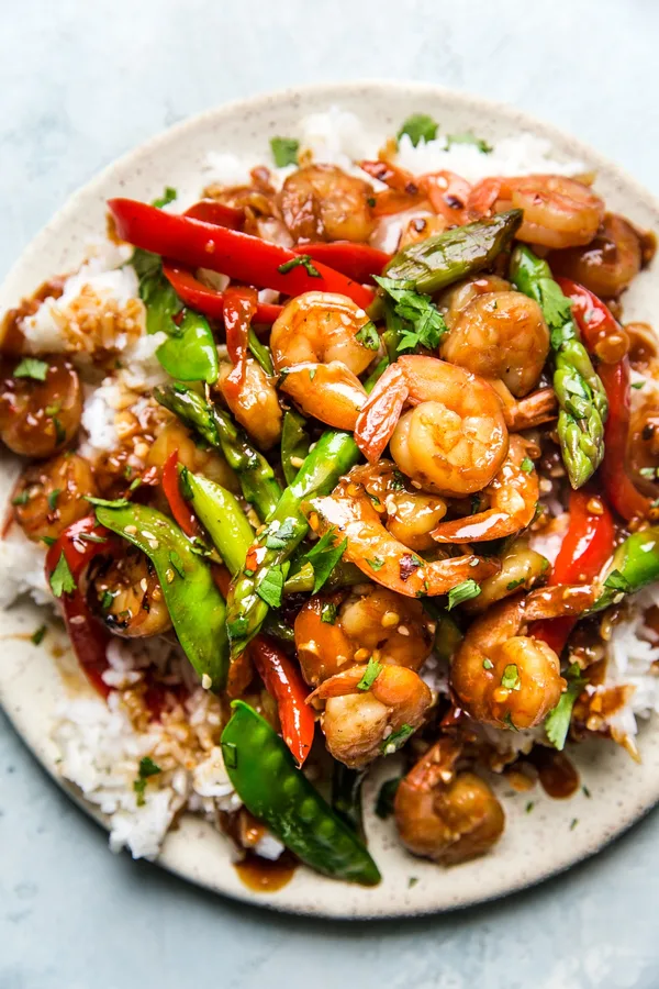 This image has an empty alt attribute; its file name is Garlic-Shrimp-Stir-Fry-14.webp